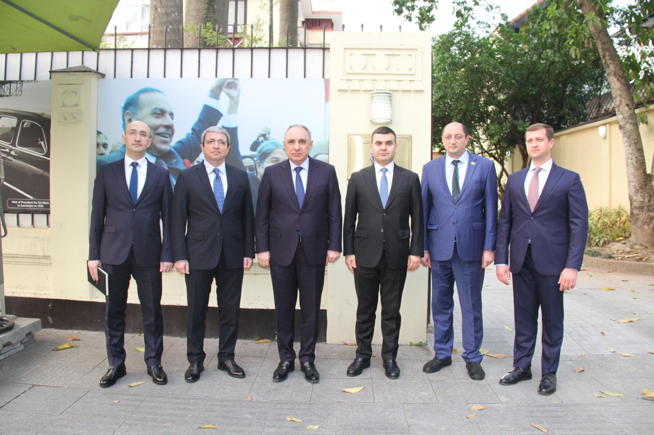 Baş prokuror Vyetnama səfər etdi - FOTOLAR