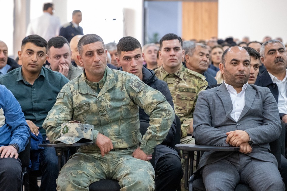 "Meyitləri çıxaranda yaralandım" - Vardanyanın məhkəməsi (FOTOLAR)