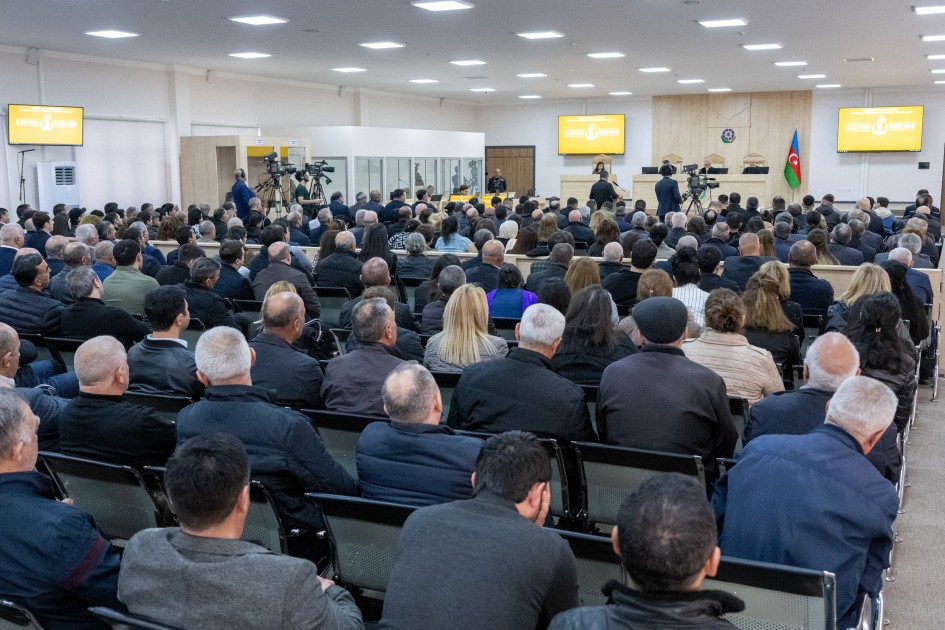 "Meyitləri çıxaranda yaralandım" - Vardanyanın məhkəməsi (FOTOLAR)