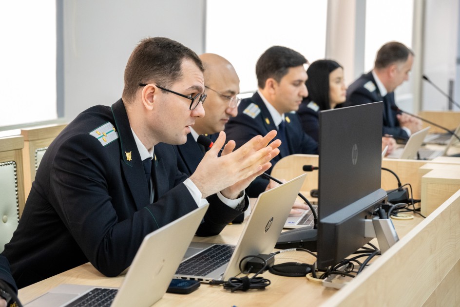 "Meyitləri çıxaranda yaralandım" - Vardanyanın məhkəməsi (FOTOLAR)