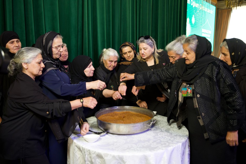 Heydər Əliyev Fondu Ramazan bayramında şəhid ailələri ilə birgə - FOTOLAR