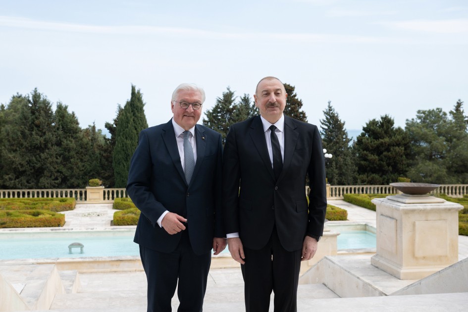 Prezidentlər mətbuata bəyanatlarla çıxış etdilər - FOTOLAR (YENİLƏNİB)