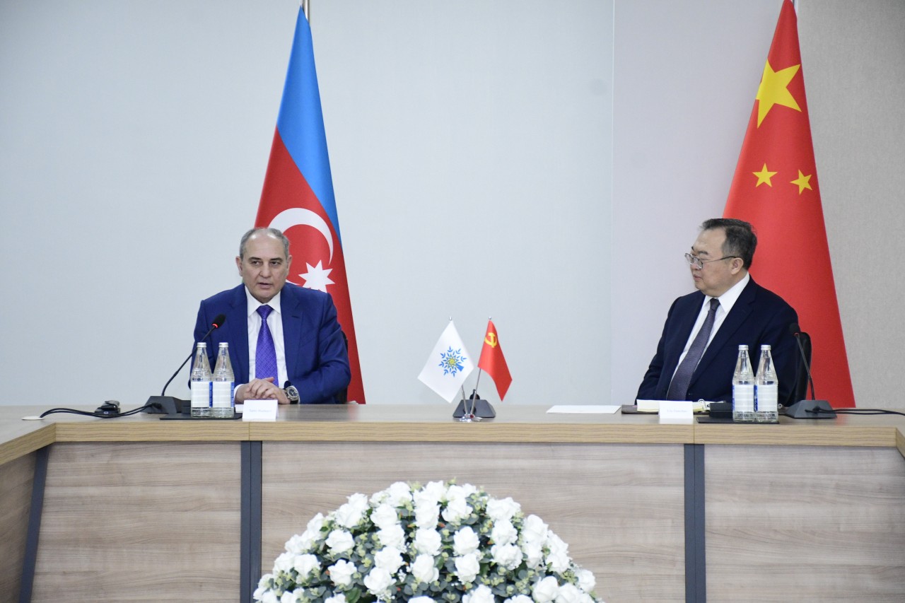 YAP Mərkəzi Aparatında görüş keçirildi - FOTOLAR