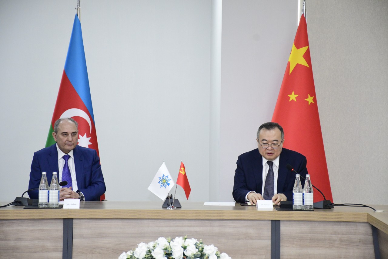 YAP Mərkəzi Aparatında görüş keçirildi - FOTOLAR