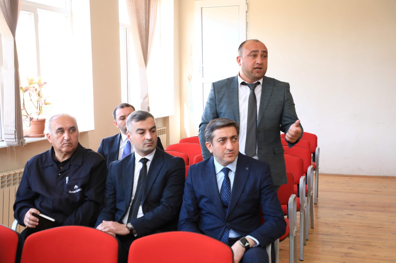 Niyazi Bayramov vətəndaşlarla növbəti görüş keçirdi - FOTOLAR