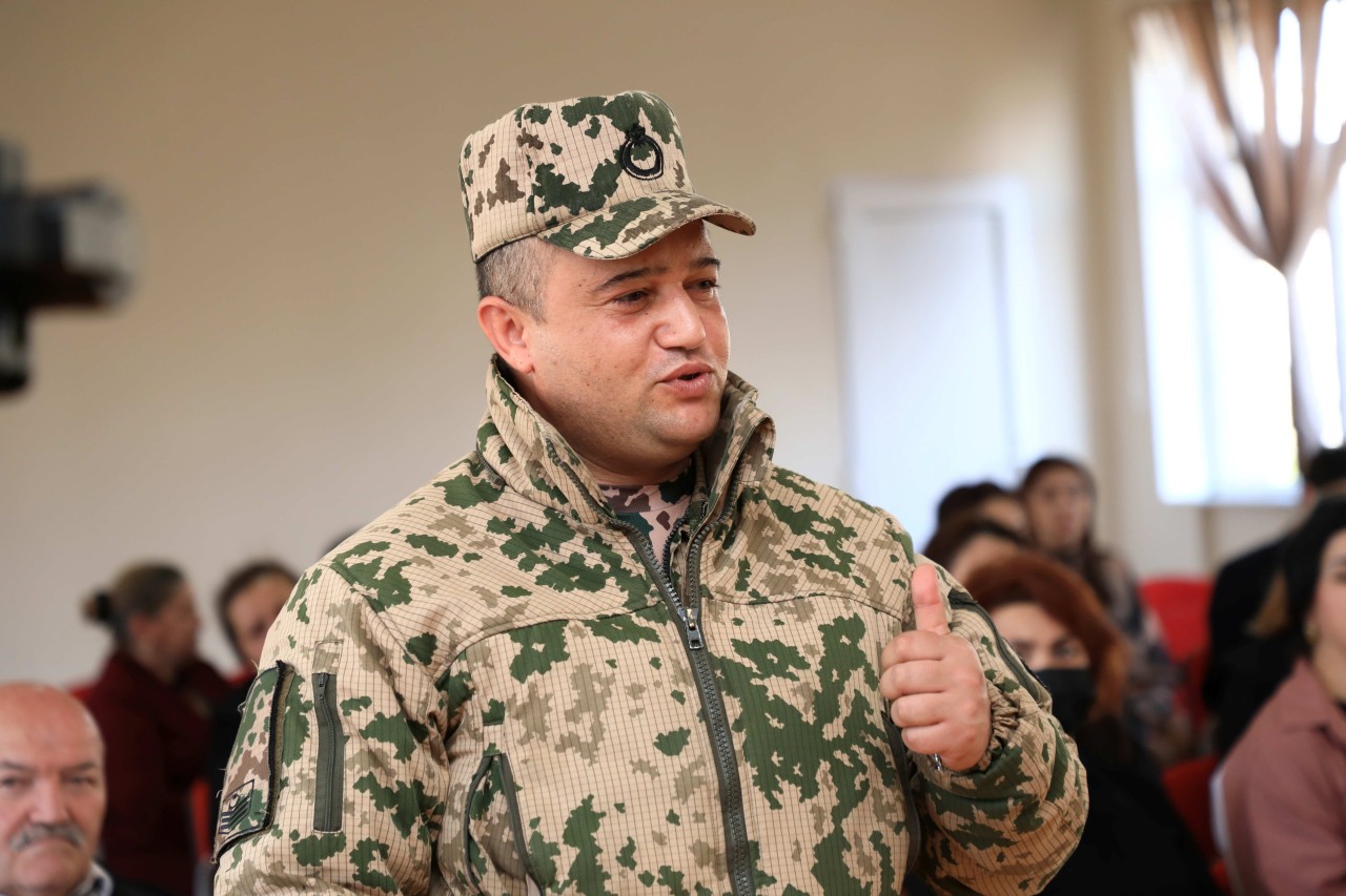 Niyazi Bayramov vətəndaşlarla növbəti görüş keçirdi - FOTOLAR