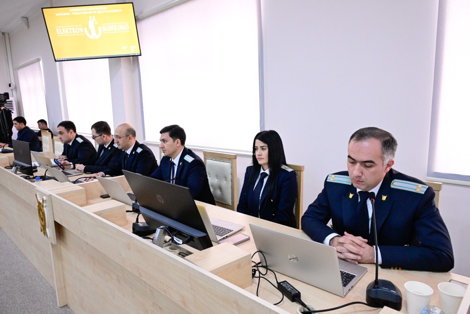"Azərbaycan hərbçilərinə qarşı döyüşdüyümə görə ordenlə təltif olunmuşam" - Məhkəmə (FOTOLAR)