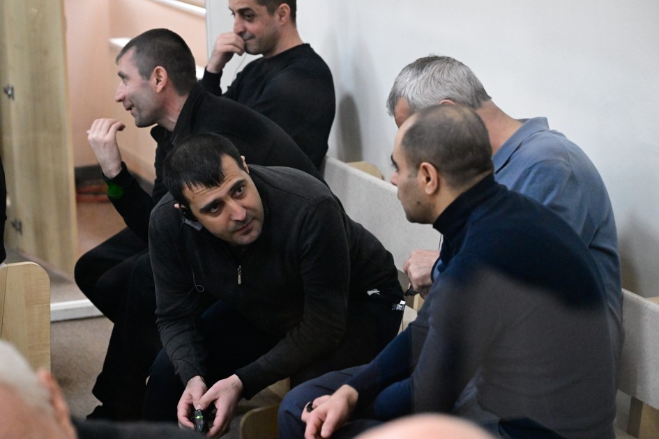 "Azərbaycan hərbçilərinə qarşı döyüşdüyümə görə ordenlə təltif olunmuşam" - Məhkəmə (FOTOLAR)