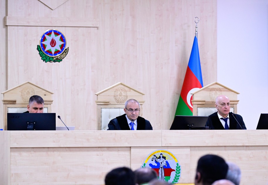 "Azərbaycan hərbçilərinə qarşı döyüşdüyümə görə ordenlə təltif olunmuşam" - Məhkəmə (FOTOLAR)