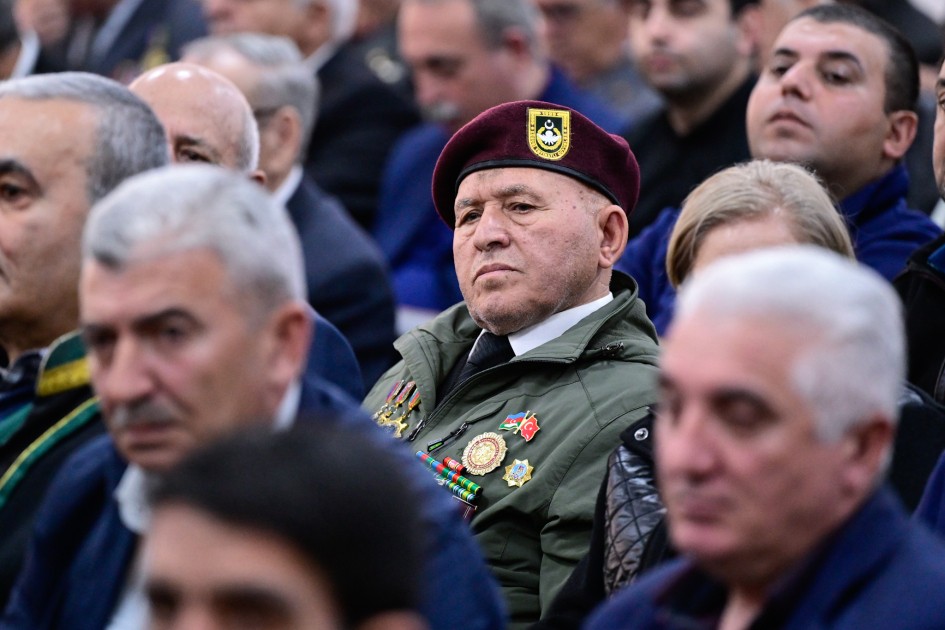"Azərbaycan hərbçilərinə qarşı döyüşdüyümə görə ordenlə təltif olunmuşam" - Məhkəmə (FOTOLAR)