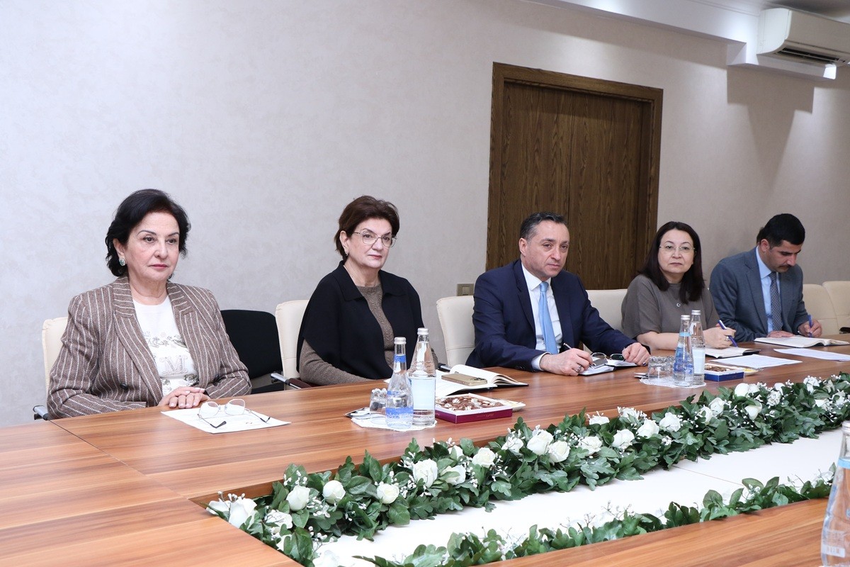 AzMİU və Beynəlxalq Final Universiteti arasında əməkdaşlıq perspektivləri müzakirə olunub - FOTOLAR