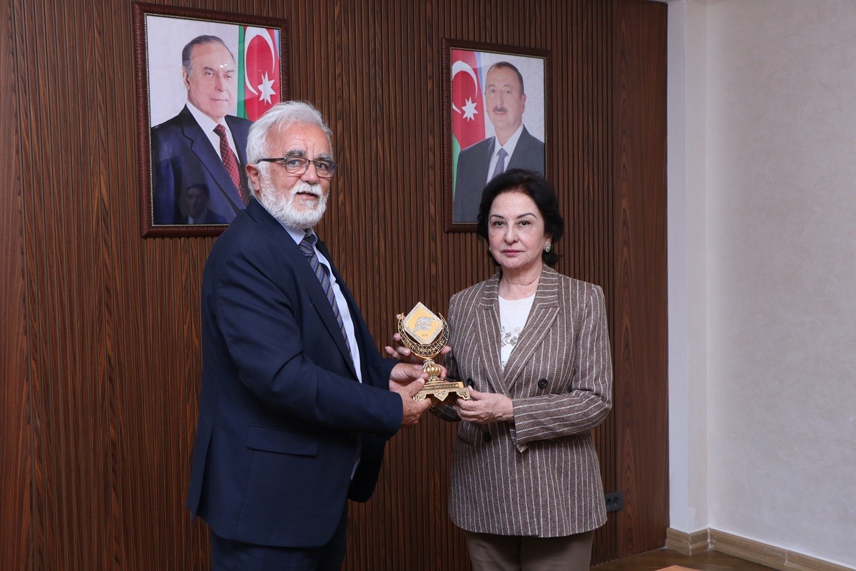 AzMİU və Beynəlxalq Final Universiteti arasında əməkdaşlıq perspektivləri müzakirə olunub - FOTOLAR