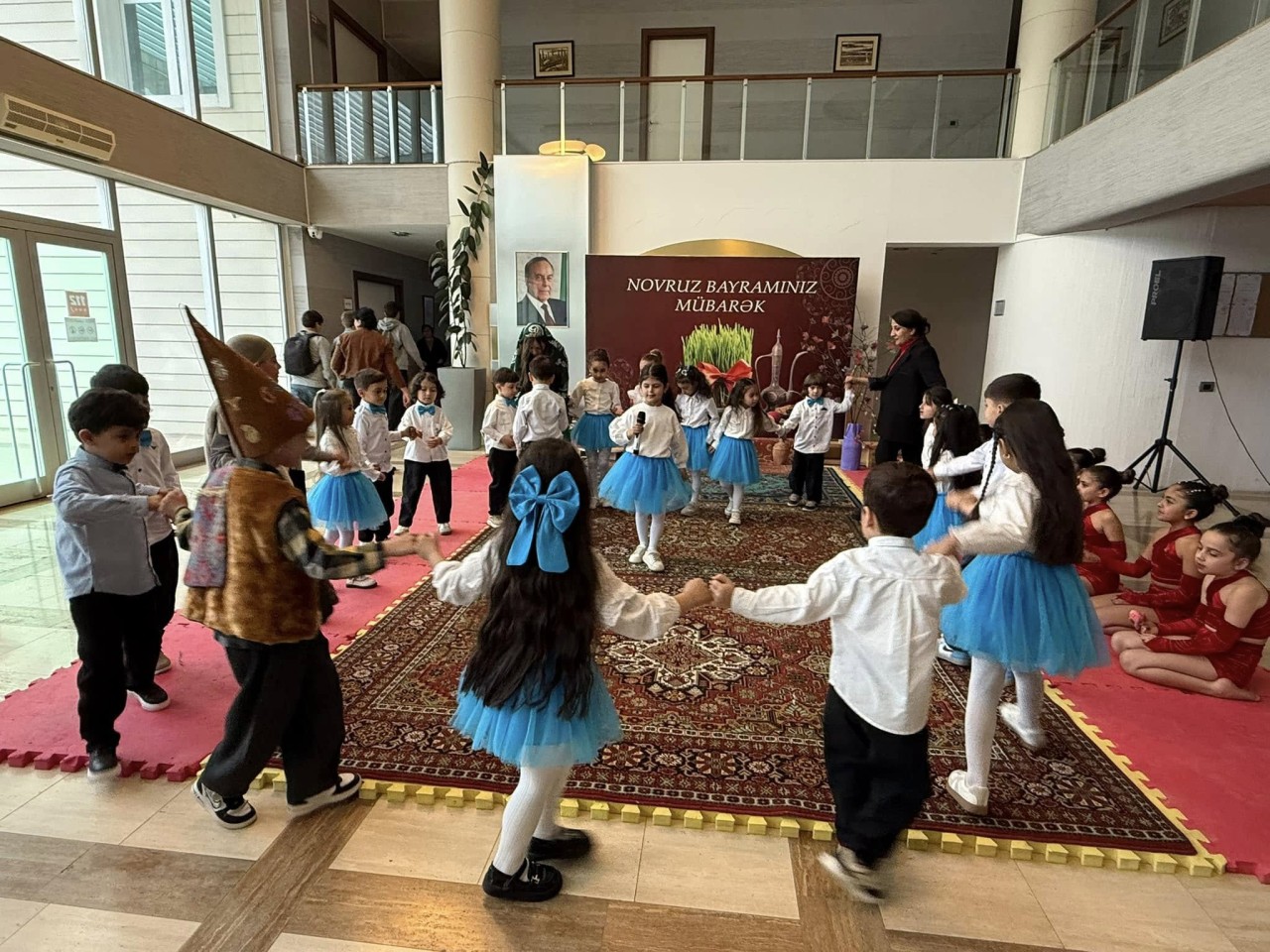 Gürcüstanın Prezidenti Novruz şənliyində iştirak edib - FOTOLAR