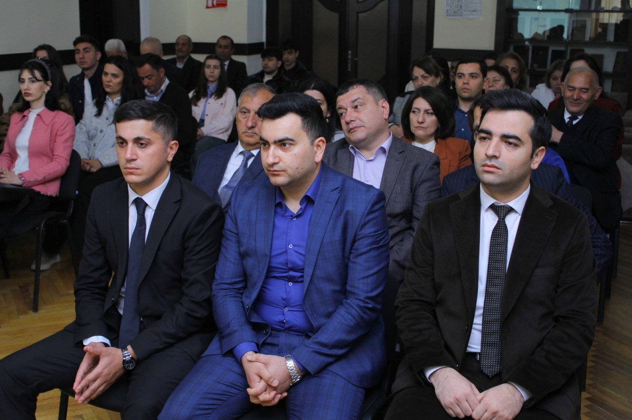 ADAU-da yeddi yeni dərs vəsaitinin təqdimatı keçirilib - FOTOLAR
