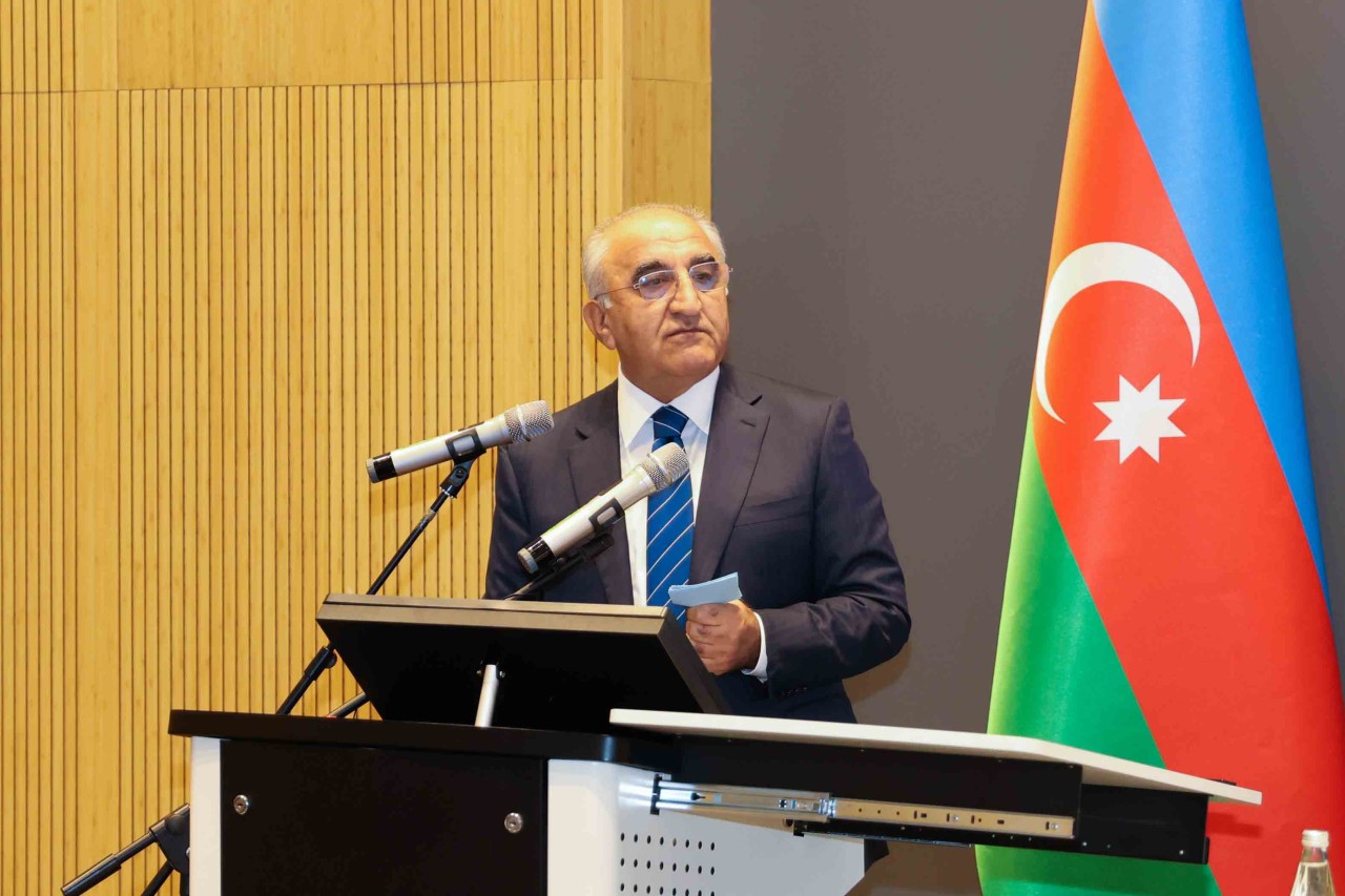 UNEC-də Elm Festivalına start verilib - FOTOLAR