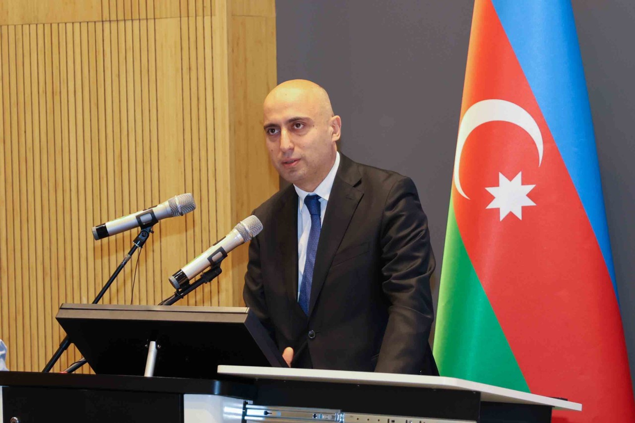 UNEC-də Elm Festivalına start verilib - FOTOLAR