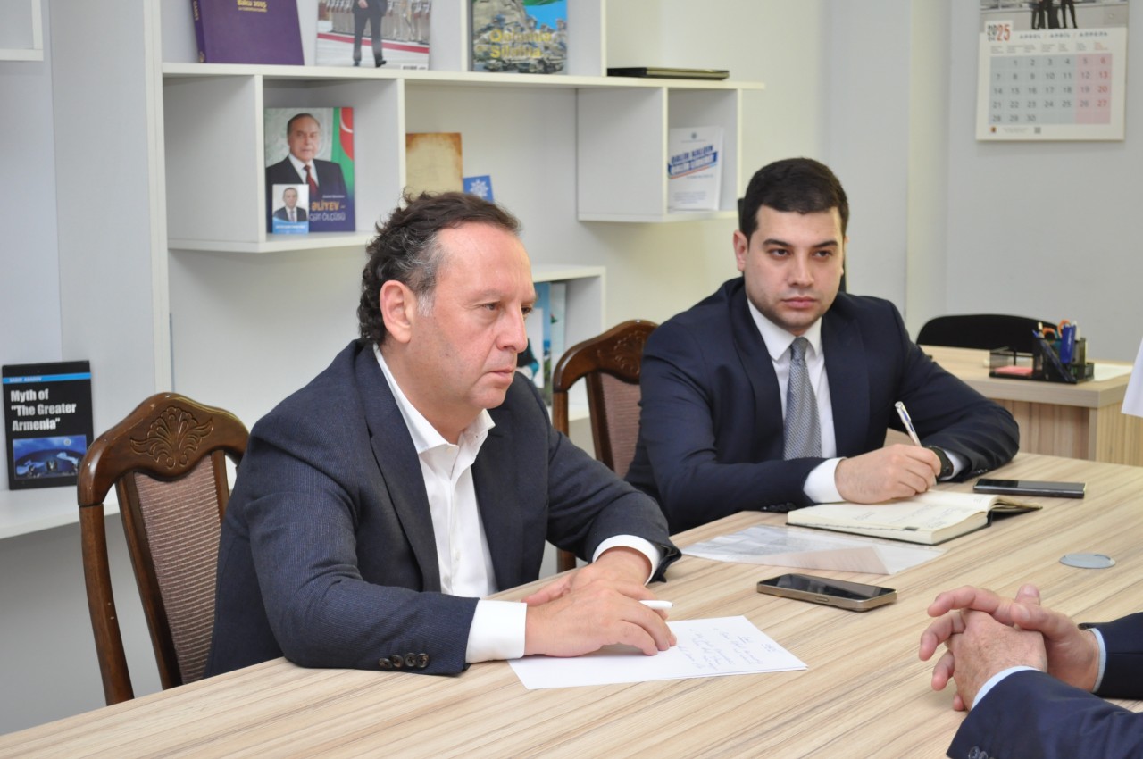 Deputat Samir Vəliyev növbəti vətəndaş qəbulu keçirib - FOTOLAR