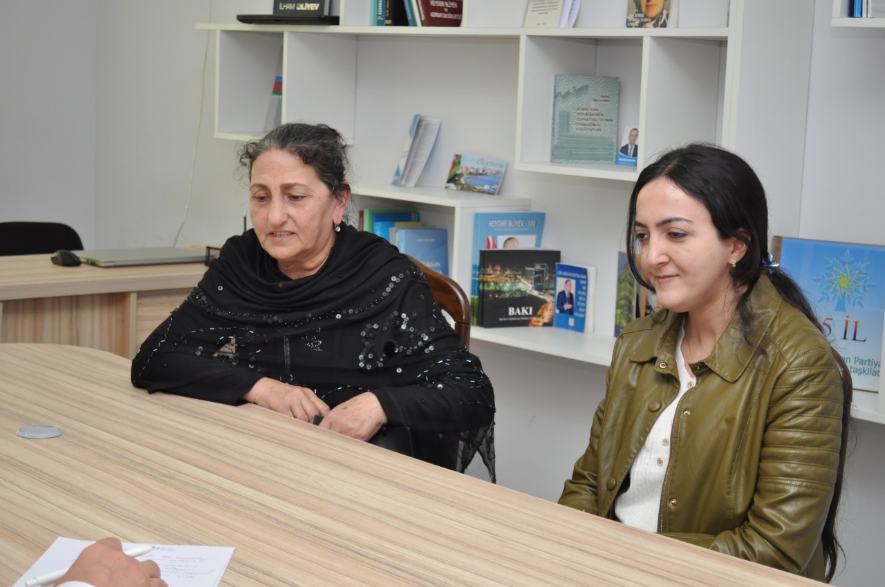 Deputat Samir Vəliyev növbəti vətəndaş qəbulu keçirib - FOTOLAR
