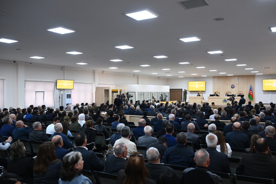 "Həkimlərimiz artilleriya zərbələrinə məruz qalmışdı" - Zərərçəkənlər ifadə verdi (FOTOLAR)