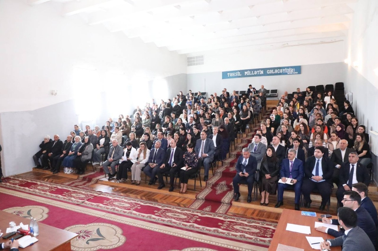 Suraxanıda RİH başçısının səyyar görüşləri davam edir - FOTOLAR