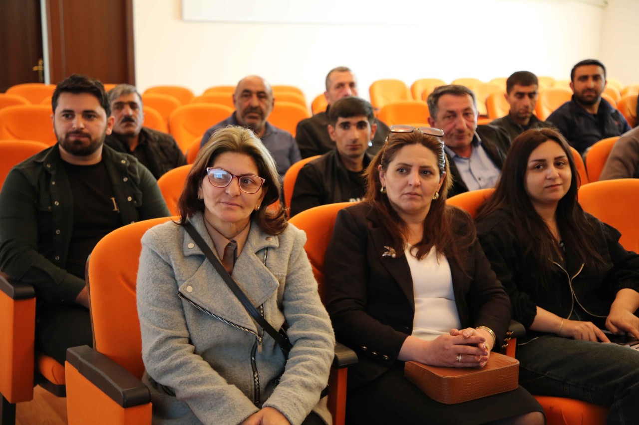 Keçmiş məcburi köçkünlər maarifləndirildi - FOTOLAR