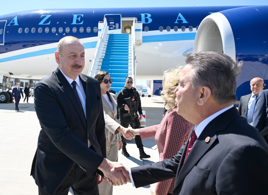 Prezident və xanımı Türkiyəyə getdi - FOTOLAR