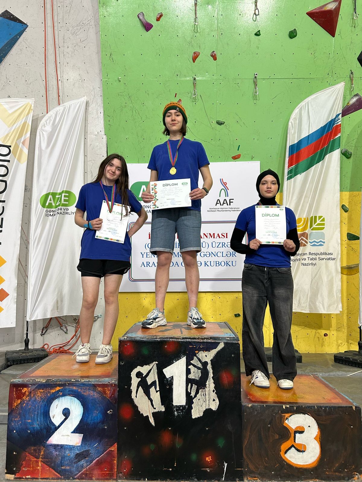 Yeniyetmə və gənclər arasında idman dırmanması üzrə Ölkə Kuboku başa çatdı - FOTOLAR