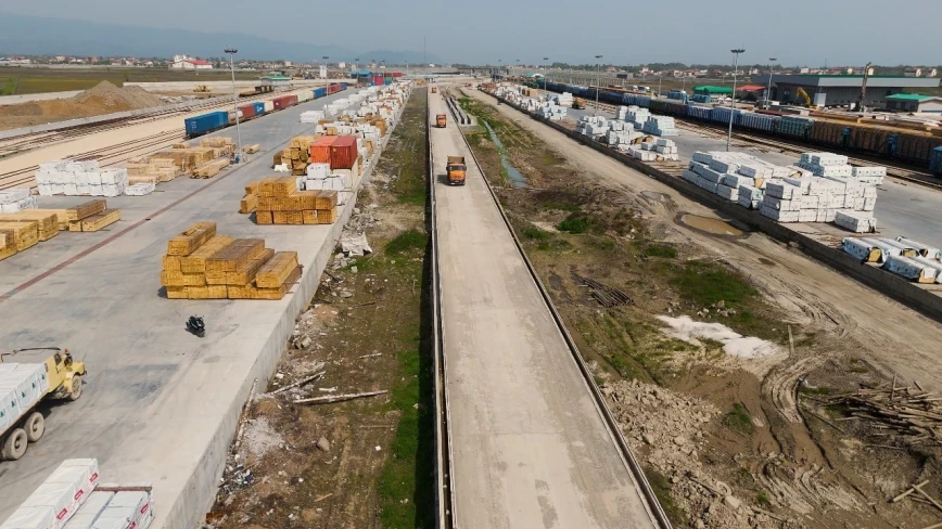 ADY Astara Terminalının inşası üzrə işlərin böyük hissəsini tamamlayıb - FOTOLAR