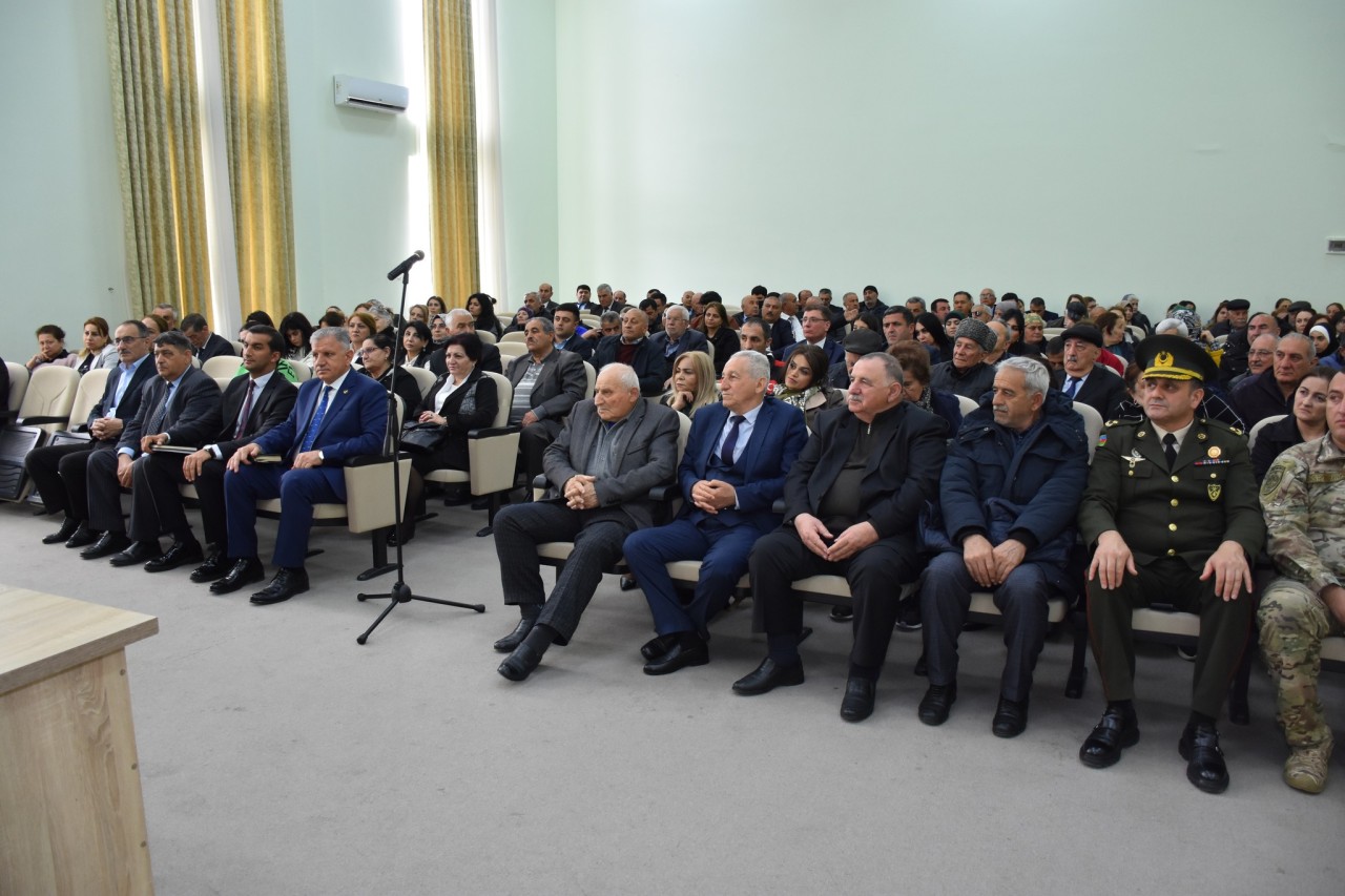Ağdamın icra başçısı Vaqif Həsənovun növbəti səyyar qəbul-görüşü keçirildi - FOTOLAR