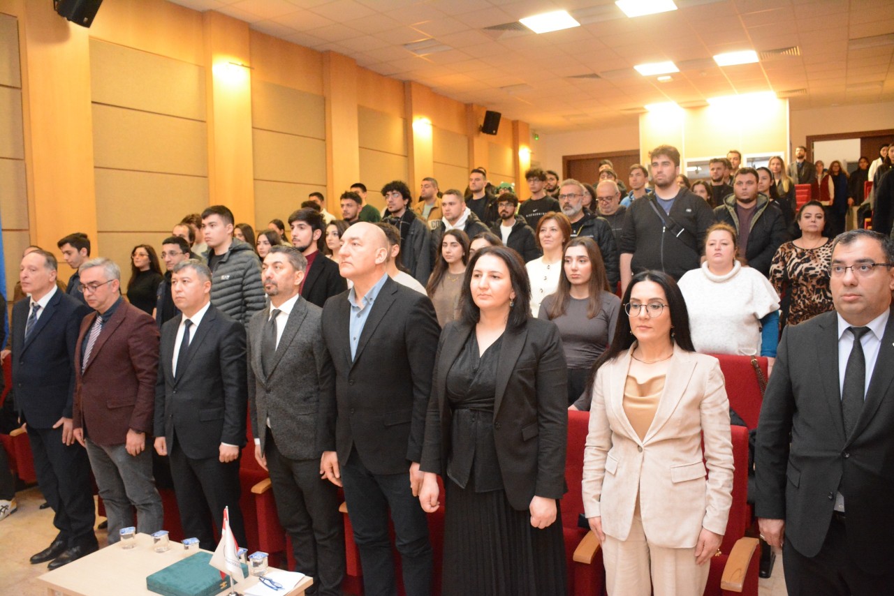 Eskişehirdə soyqırım mövzusunda konfrans keçirilib - FOTOLAR