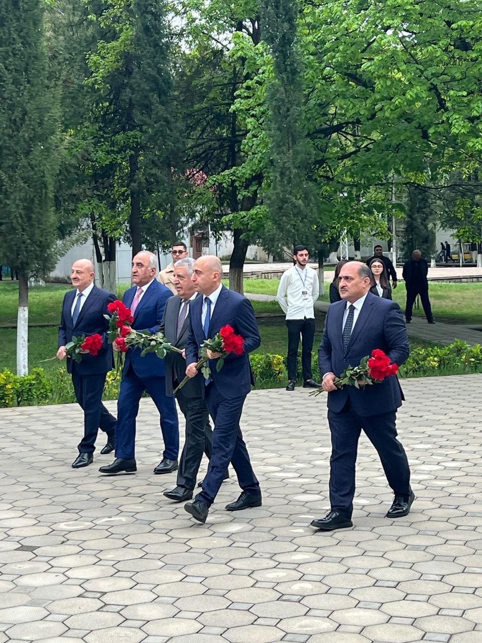 Deputat Asif Əsgərov antiterror şəhidinin ailəsini ziyarət edib, görüşlər keçirib - FOTOLAR