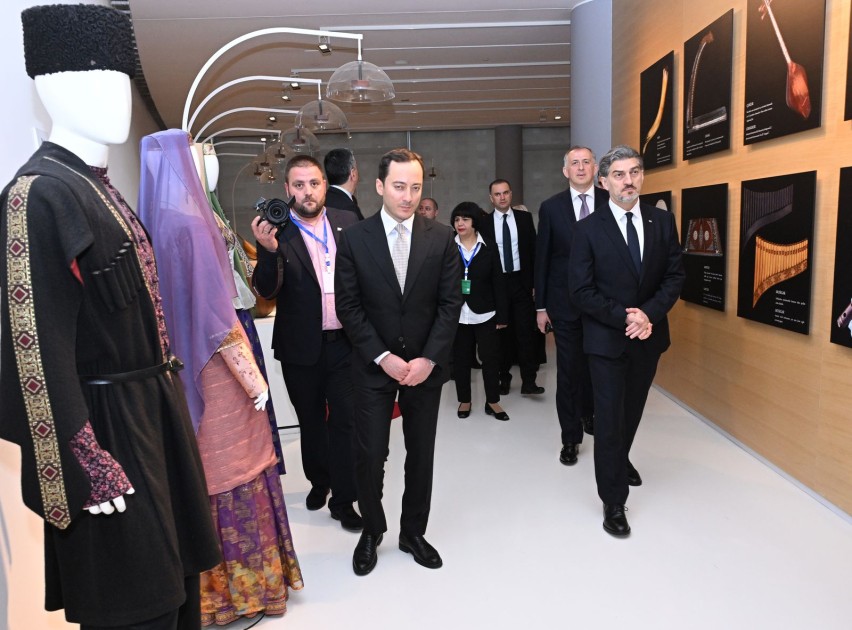 Gürcüstan Prezidenti Heydər Əliyev Mərkəzində olub - FOTOLAR