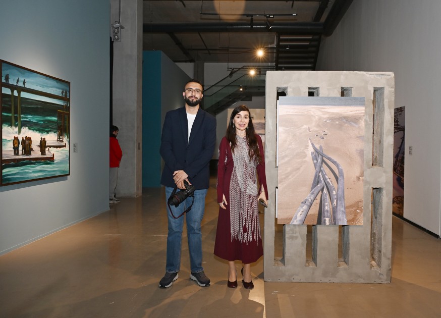 Leyla Əliyeva “YARAT”da sərginin açılışına qatıldı - FOTOLAR