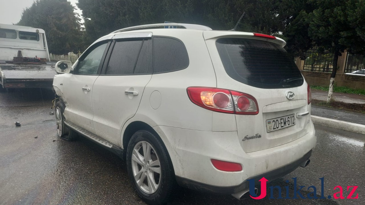 Göygöldə mikroavtobus aşdı - Sərnişinlər xəsarət aldı (FOTOLAR)