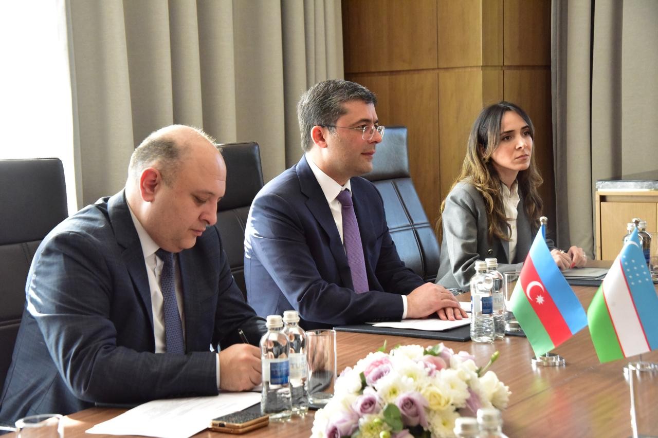 Azərbaycan və Özbəkistan arasında media sahəsində əməkdaşlığa dair müzakirələr aparıldı - FOTOLAR