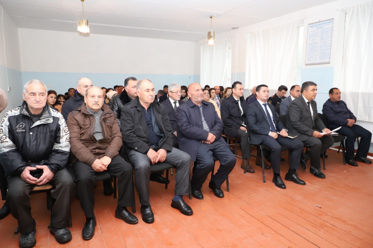 Neftçalanın icra başçısı səyyar görüş keçirib - FOTOLAR