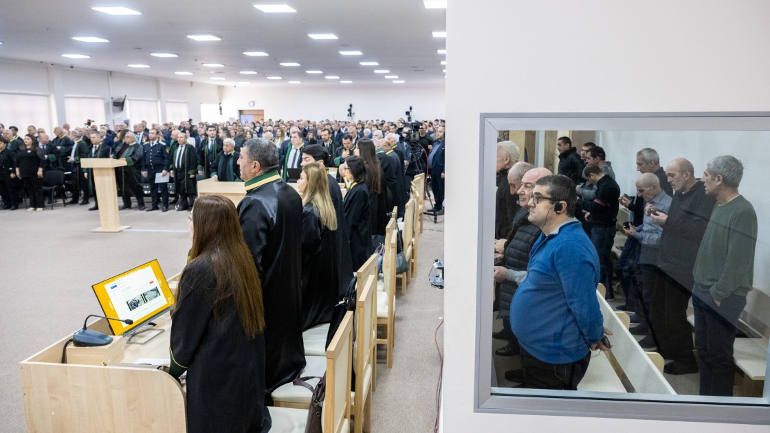 "Humanitar dəhliz əhalini tələyə salmaq üçün qurulmuş "ölüm zonası" idi" - Şahidlər danışdı