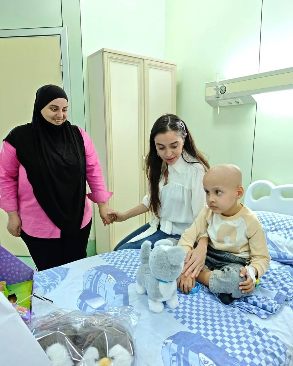Leyla Əliyeva Milli Onkologiya Mərkəzində olub - FOTOLAR