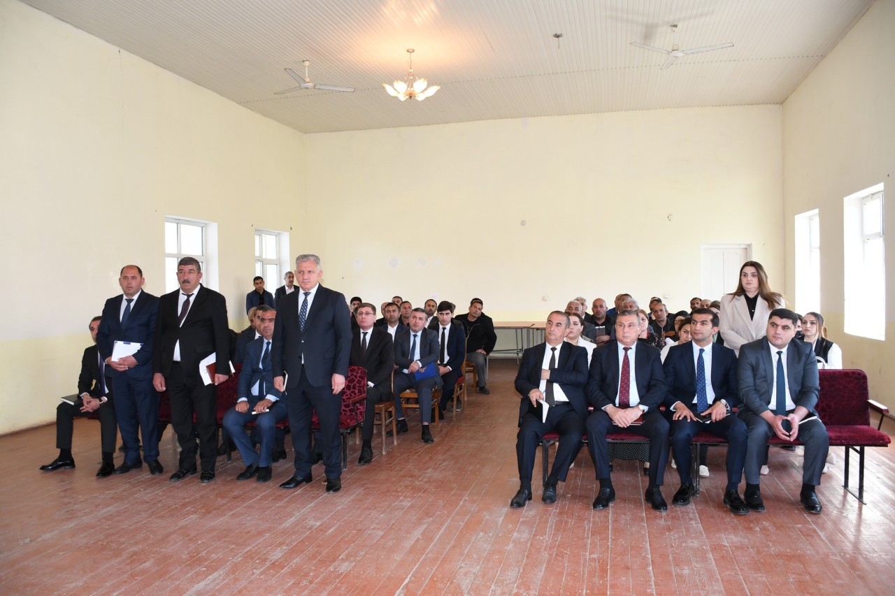 İcra başçısı Vaqif Həsənovun növbəti səyyar qəbul-görüşü keçirilib - FOTOLAR