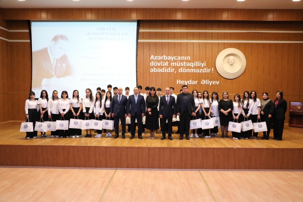 İcra başçısı Adil Əliyev növbəti dəfə gənclərlə görüşüb - FOTOLAR