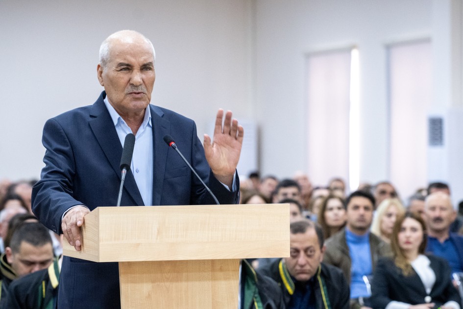 "İnsanların barmaqlarını, meyitlərin qulaqlarını kəsirdilər" - Xocalı qatili olduğunu etiraf etdi