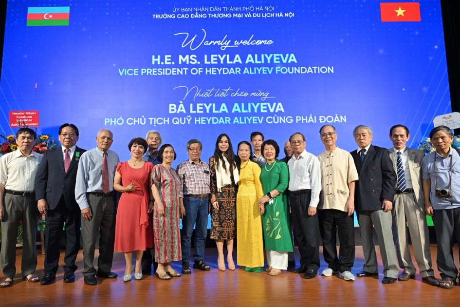 Leyla Əliyeva Vyetnamda - FOTOLAR