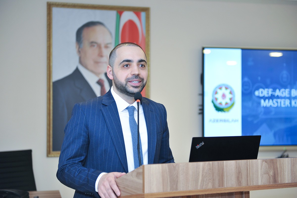 BMU tələbələri “DEFAGE” platforması barədə məlumatlandırıldı - FOTOLAR