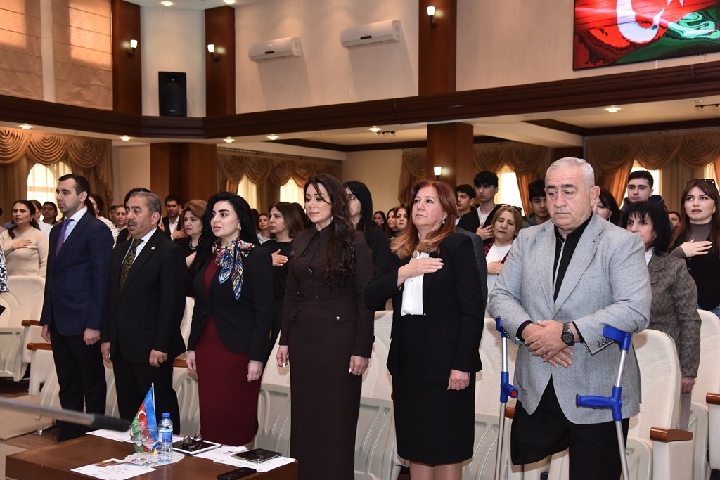 YAP Nəsimi rayon təşkilatı esse müsabiqəsinin qaliblərini mükafatlandırdı - FOTOLAR