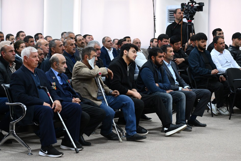 “Bir gündə iki oğlumu itirdim” - Vardanyanın məhkəməsində mina qurbanları danışdı (FOTOLAR)