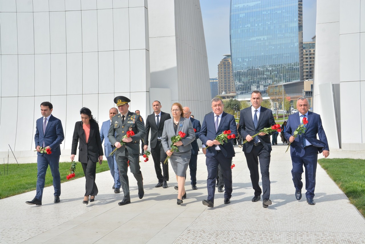 YAP “Vətənpərvər gənclik parlaq gələcəyimizin təminatıdır” mövzusunda tədbir keçirdi - FOTOLAR