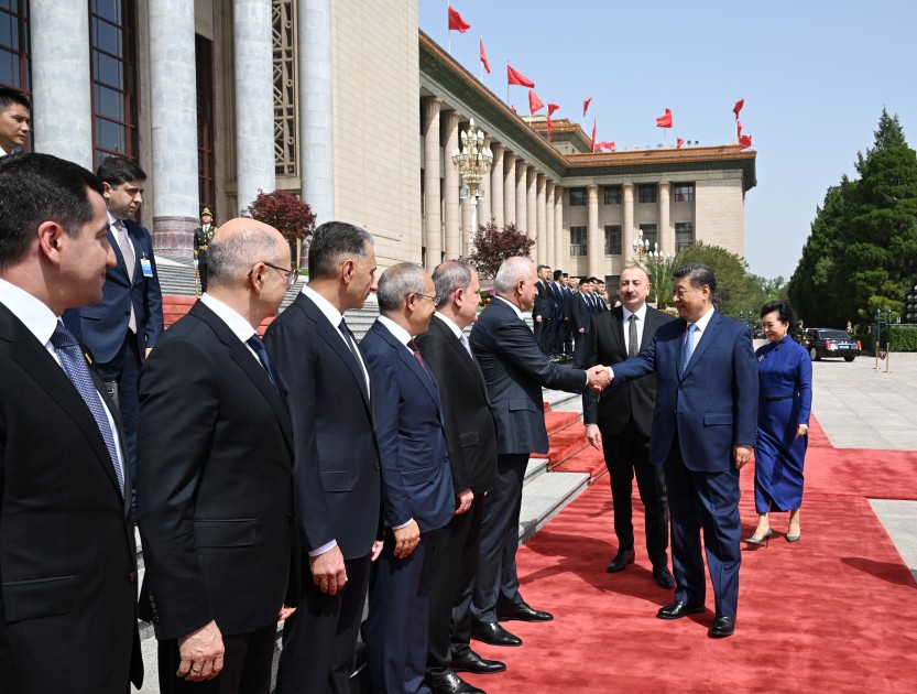 Prezidentin Pekində rəsmi qarşılanma mərasimi oldu - FOTOLAR (YENİLƏNİB)