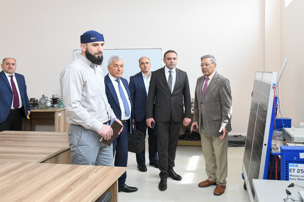 BMU-da Kənd Təsərrüfatı Nazirliyinin layihəsi ilə bağlı vorkşop keçirilib - FOTOLAR