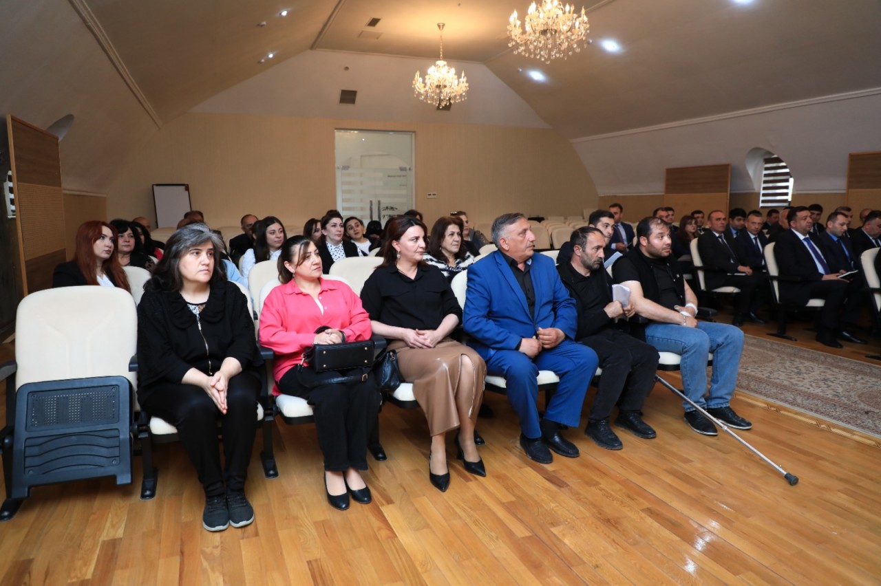Niyazi Bayramov növbəti vətəndaş qəbulu keçirdi - FOTOLAR