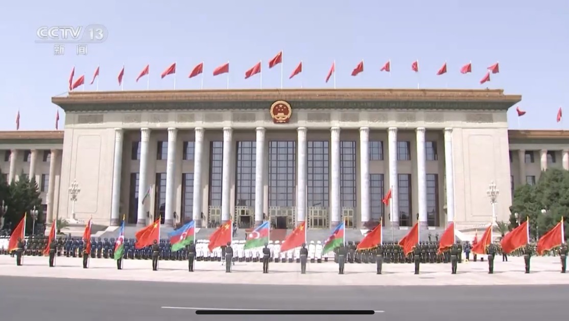 Prezidentin Çinə dövlət səfəri dünya mediasının diqqət mərkəzində - FOTOLAR